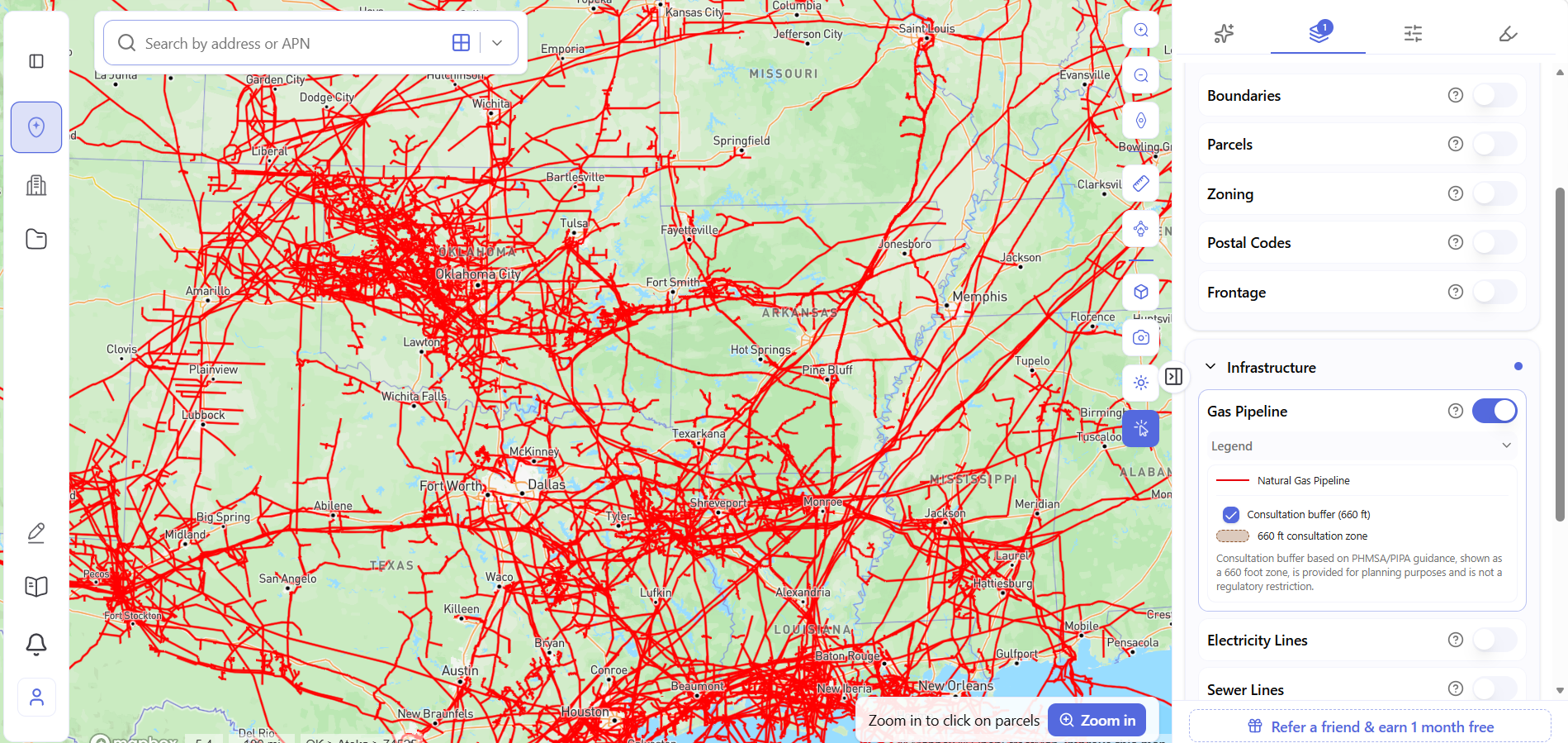 Archiwise Gas Pipeline layer showing national natural gas pipeline network with 660ft consultation zone over south-central United States
