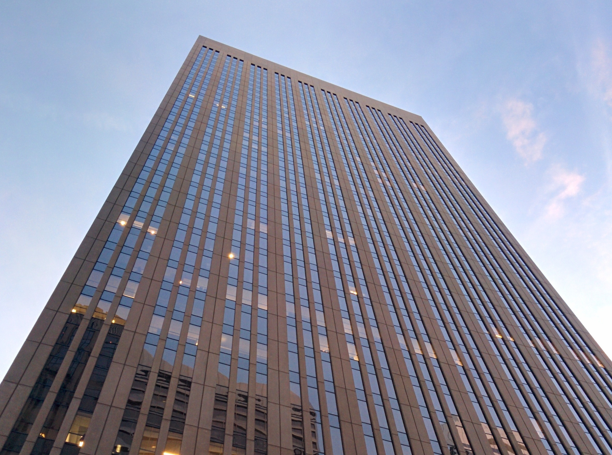 Amazon Renews 300K SF Office Lease in San Francisco, Plans Further Expansion