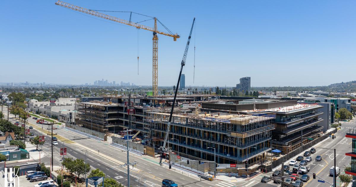 Exterior Finishes Progress on Apple's 536,000 SF Westside Office Campus