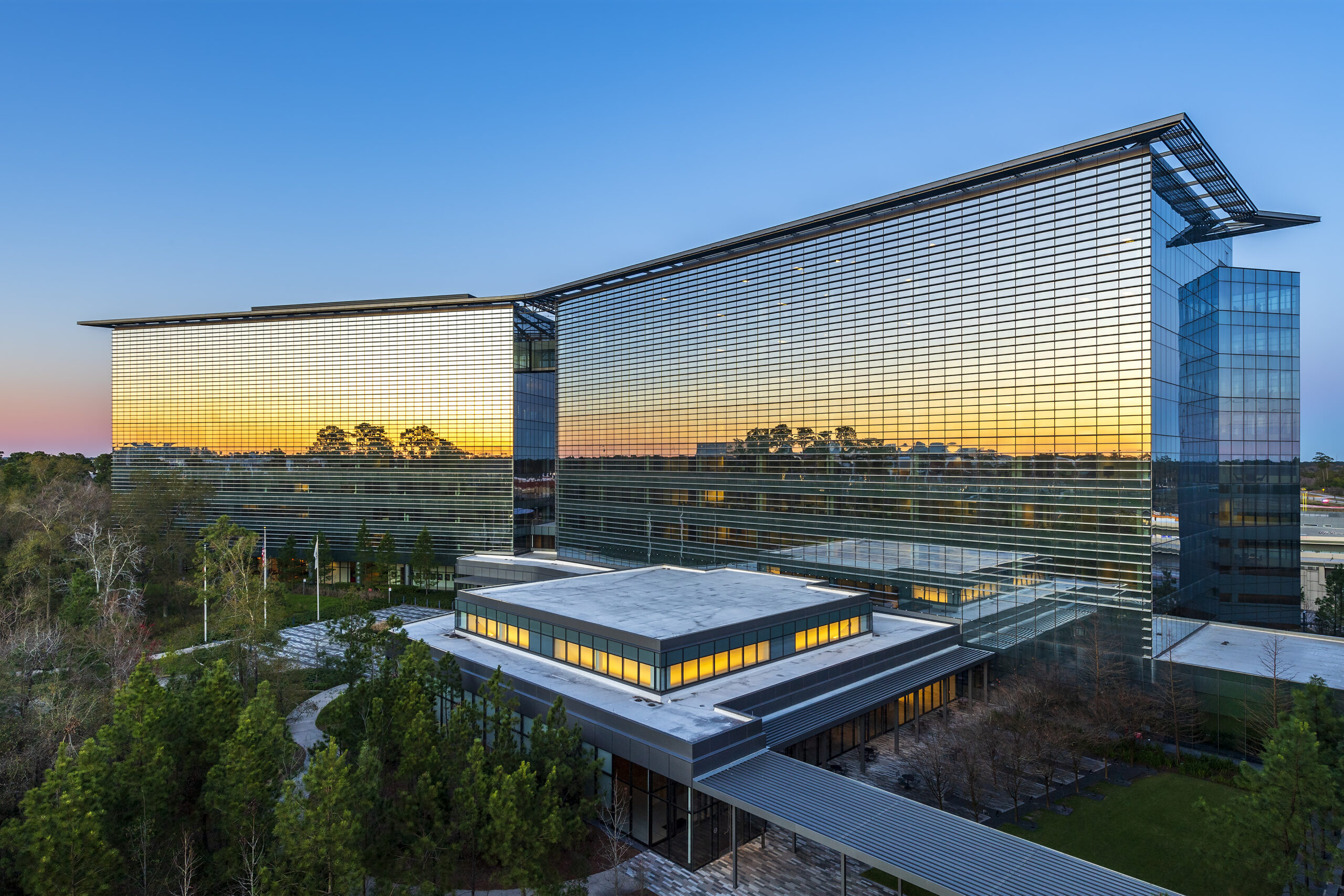 Houston's 10000 Energy Drive Tower Reaches 90% Occupancy with Six New Headquarters Leases