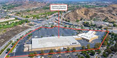 Avant Real Estate Acquires Santa Clarita Retail Center for $27.5 Million, Plans Renovation