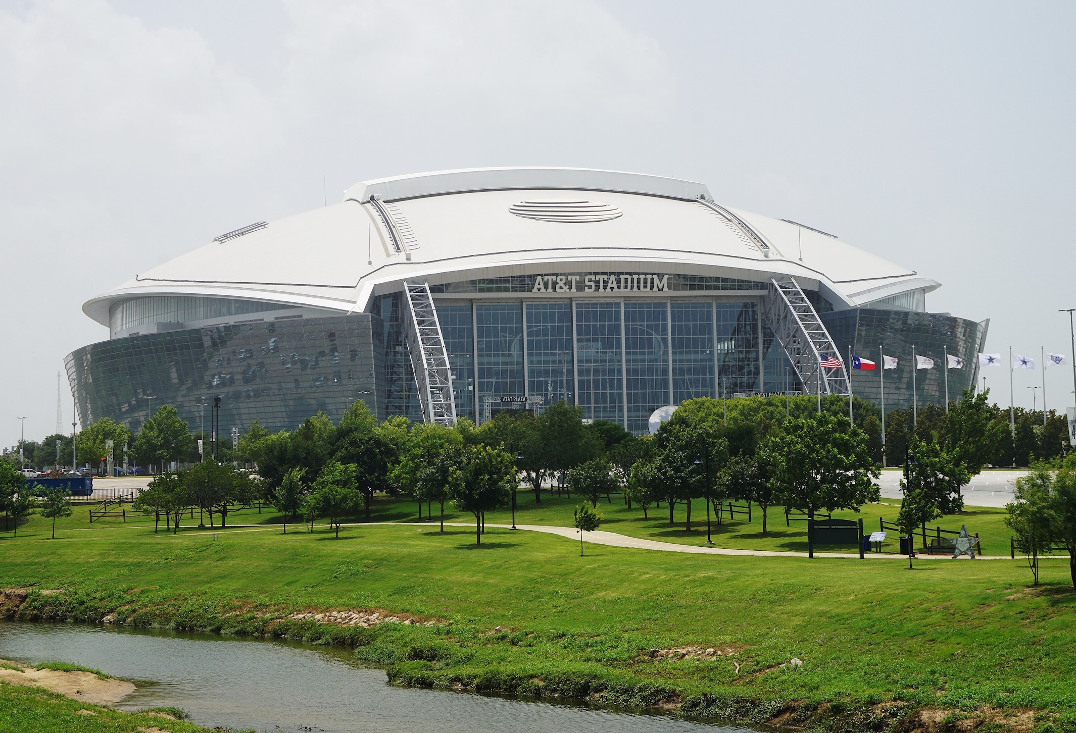 Dallas Cowboys Plan New Mixed-Use Entertainment District Around AT&T Stadium in Arlington