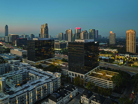 JLL Facilitates Sale of 552,550 SF Park Towers Office Complex in Houston's Galleria District